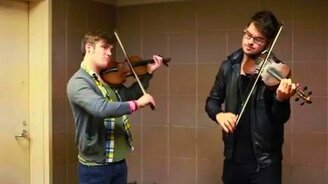 Молодые скрипачи в метро - смотреть видео (3:45)