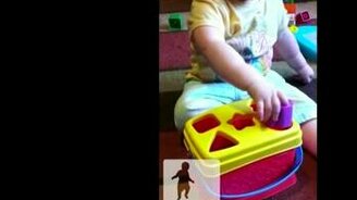 Девочка умнее игрушки - смотреть видео (0:29)