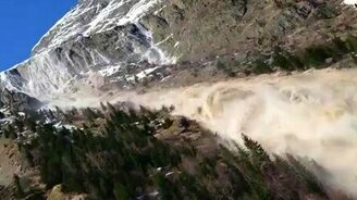 Мощный оползень - смотреть видео (2:07)