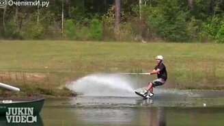 Удачное падение на вейкборде - смотреть видео (0:25)