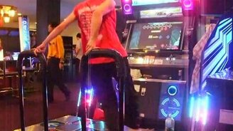 Национальный японский танец, не? - смотреть видео (2:16)