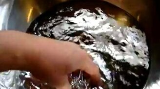 Нашёл ведро ртути - смотреть видео (0:39)