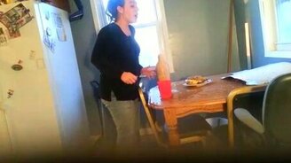 Розыгрыш для жены с Колой и Ментосом - смотреть видео (0:53)