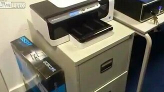 Хороший помощник офисных работников - смотреть видео (2:34)