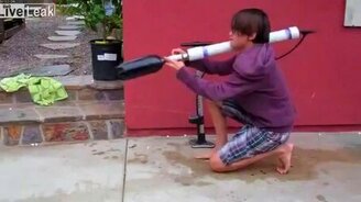 Неудачный выстрел из водяной базуки - смотреть видео (0:39)