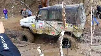 Проходимый монстр УАЗик - смотреть видео (4:41)