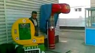 Футболист-неудачник - смотреть видео (0:11)