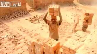 Стройка в Бангладеше - смотреть видео (1:21)