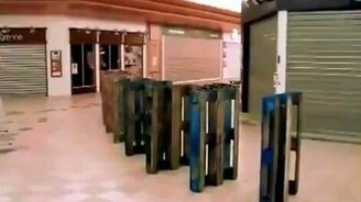 Домино от работников торгового центра - смотреть видео (2:56)