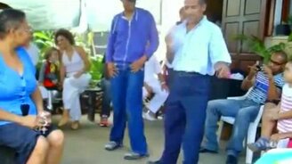 Танцевальное сражение - отец против сына - смотреть видео (3:20)