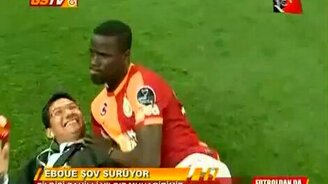 Репортёр в заложниках у футболиста - смотреть видео (1:30)