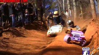 Жёсткий спуск на Барби-джипах - смотреть видео (3:13)