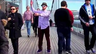 Позитивный танец робота - смотреть видео (2:31)