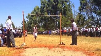 Нереальные прыжки в высоту - смотреть видео (1:23)