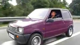 Ока с двигателем от мотоцикла - смотреть видео (0:28)