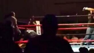 Вырубил в начале боя - смотреть видео (1:27)