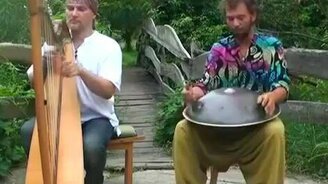 Мужская игра на арфе - смотреть видео (3:59)