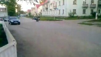 Горе-мотоциклисты - смотреть видео (0:08)