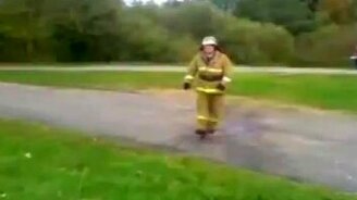 Весёлые пожарные - смотреть видео (2:34)