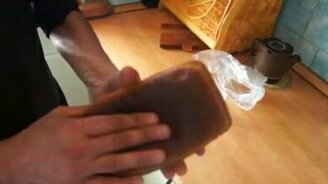 Странный ржаной хлеб - смотреть видео (0:44)