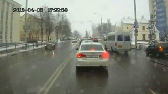 Солидарность на дороге - смотреть видео (4:07)