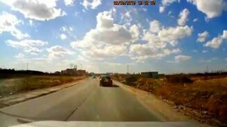 Прилёт двери на дороге - смотреть видео (0:12)