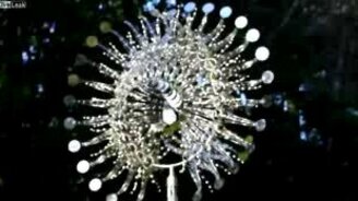 Удивительная ветренная скульпутра - смотреть видео (0:58)