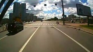 Боевая Наташа за рулём автобуса - смотреть видео (2:28)