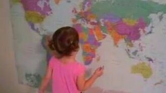 Из малышки географичка растёт! - смотреть видео (8:13)