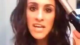 Плойка или микрофон? - смотреть видео (0:07)