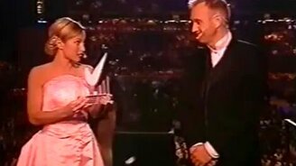 Какая хрупкая награда - смотреть видео (0:43)