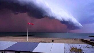 Красивая зрелищная гроза - смотреть видео (3:12)