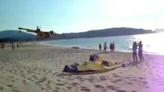 Экстремальная посадка на воду - смотреть видео (0:31)