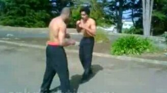 Правильная драка - смотреть видео (2:41)