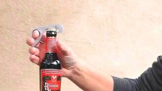 Оригинальная быстрая открывалка - смотреть видео (1:06)