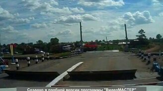 Летающий мотоциклист - смотреть видео (0:37)