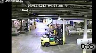 Неудачи на погрузчиках - смотреть видео (0:57)