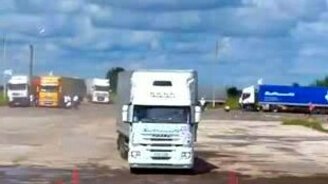 Мастер ловкого управления фурой - смотреть видео (1:37)