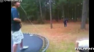 Приколы на трамплинах и батутах - смотреть видео (4:50)