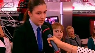 Парень или девушка - непонятно - смотреть видео (1:24)