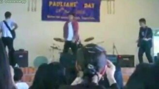 Упал под музыку - смотреть видео (0:19)