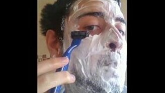 Когда араб побреется... - смотреть видео (0:07)