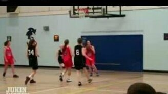 Неудача в женском баскетболе - смотреть видео (0:22)