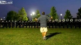 Необычный оркестр - смотреть видео (1:41)