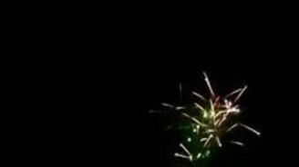 Зрелищный фейерверк - смотреть видео (0:56)