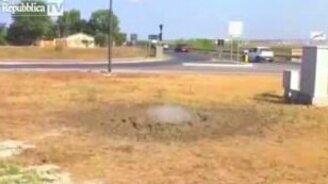 Новорожденный вулкан - смотреть видео (0:37)