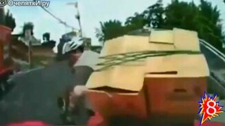 Сборка разных забавных моментов и ситуаций - смотреть видео (9:41)