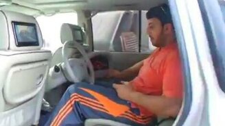 Nissan Patrol с рулём сзади - смотреть видео (4:55)