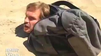 Мужик-моллюск - смотреть видео (0:07)