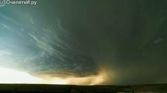 Красота мощного урагана - смотреть видео (1:22)